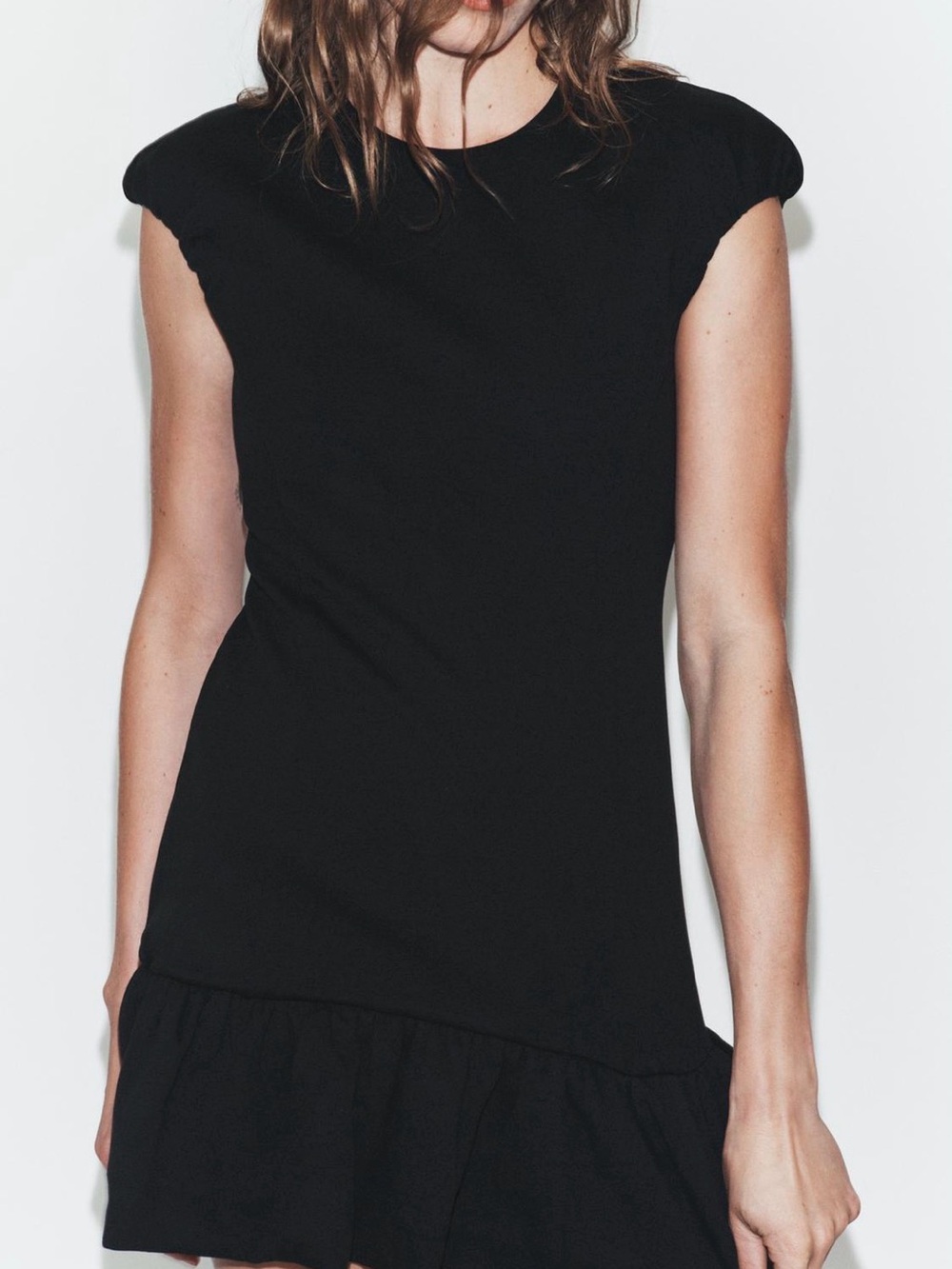 NWT Zara Black Cap-Sleeve Ruffle-Hem Dress - Picture 2 of 9